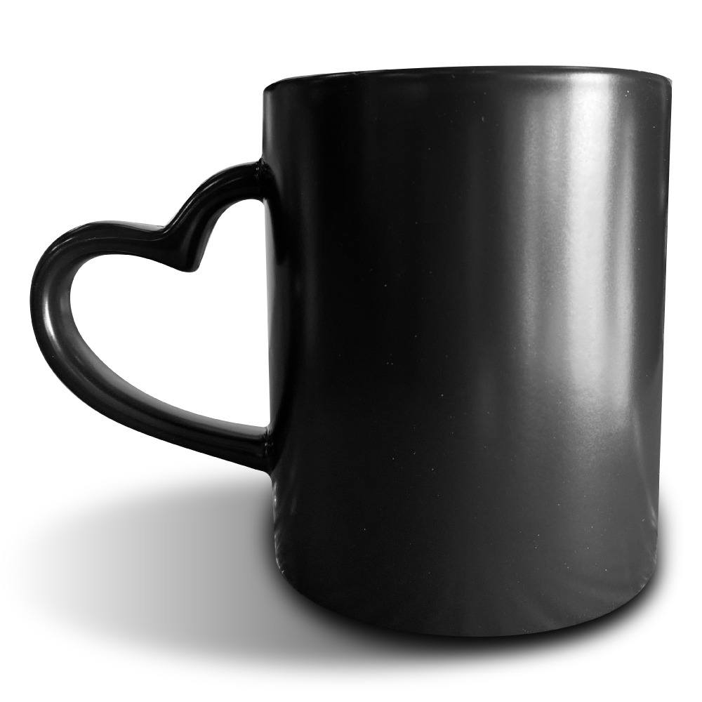 Taza mágica negra con asa de corazón SublimArts de 11oz