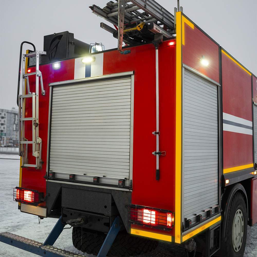 Tira reflejante para señalización 3M grado diamante Serie 983